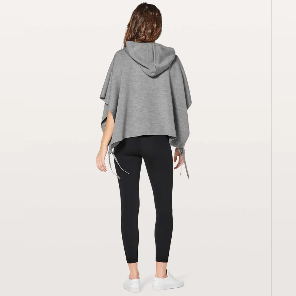 Lululemon All In A Day Hooded Poncho O/S in EUC - Picture 2 of 12